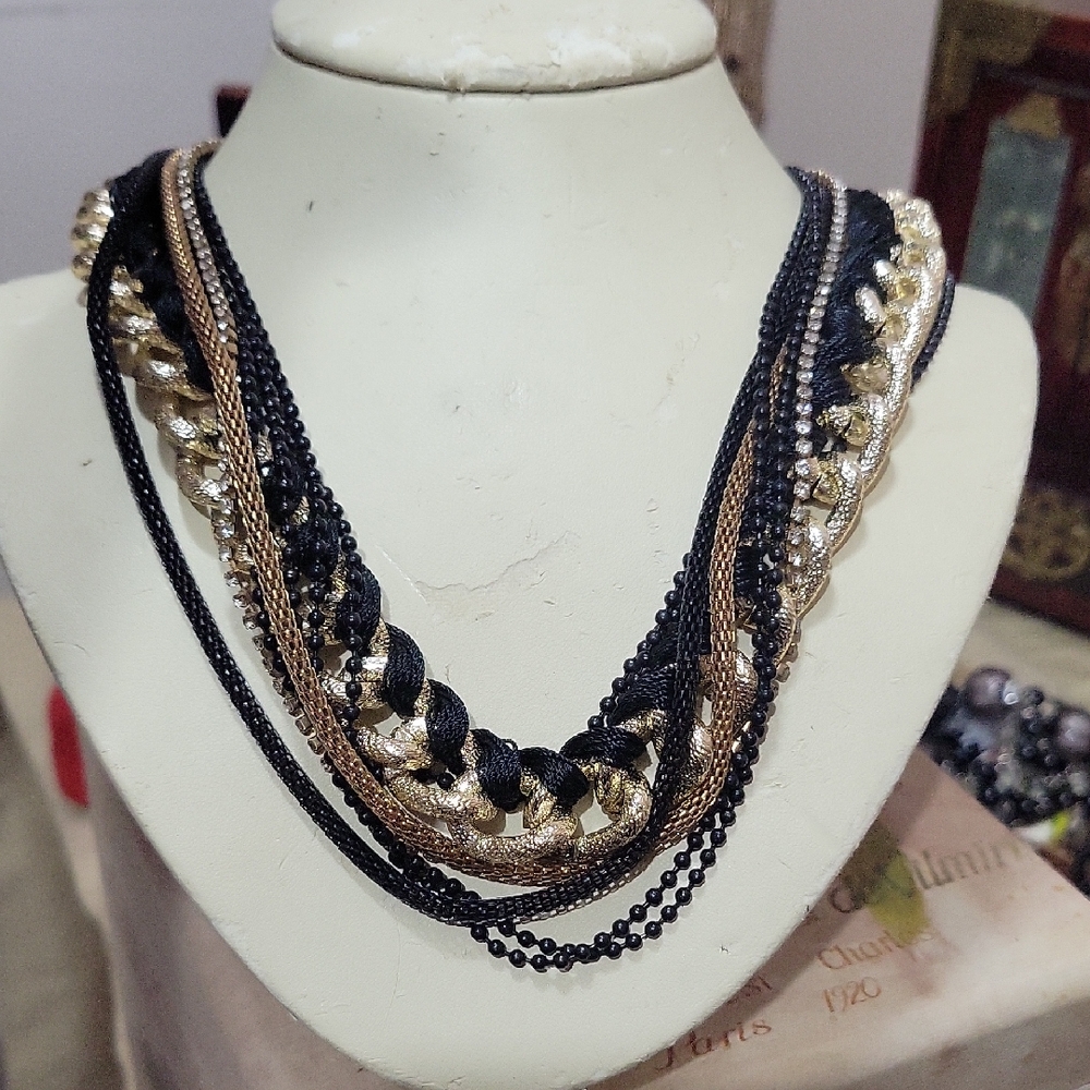 Runway Black and Gold Layered Necklace 20"